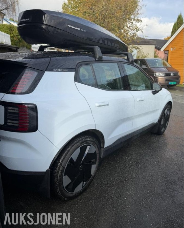 2025 Volvo EX30, 428hk Twin Performance AWD ACC, KAMERA, KUPEVARMER