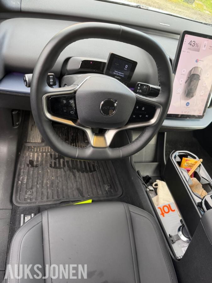 2025 Volvo EX30, 428hk Twin Performance AWD ACC, KAMERA, KUPEVARMER