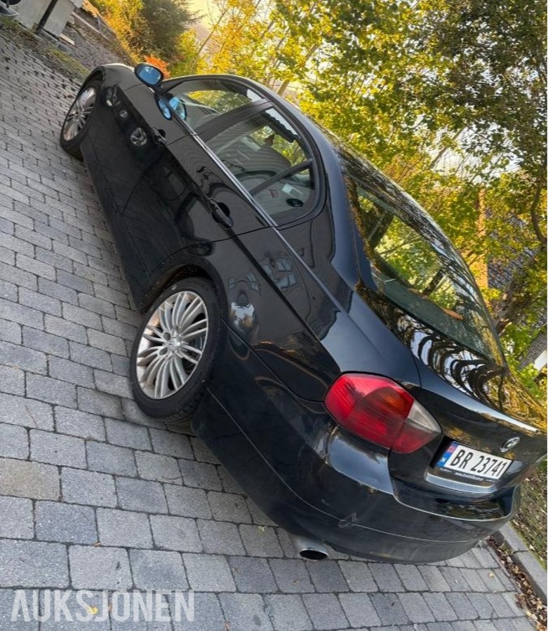 2005 BMW 318I 2.0 129HK NYLIG SERVICE EU-OK 03.28