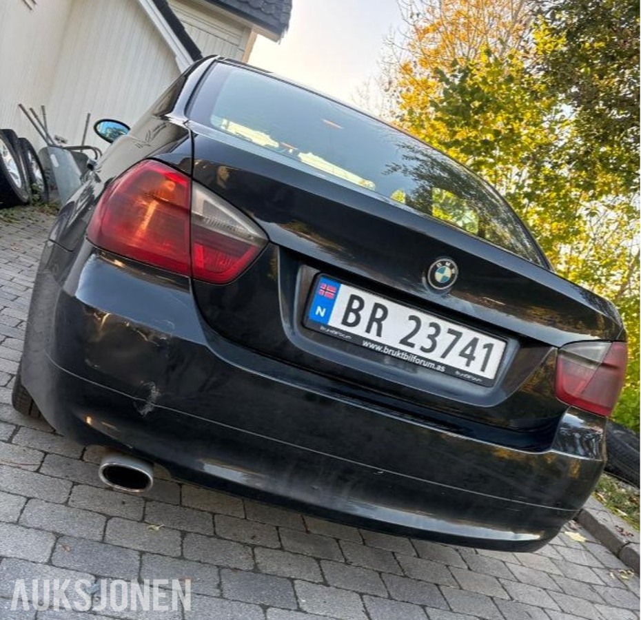 2005 BMW 318I 2.0 129HK NYLIG SERVICE EU-OK 03.28