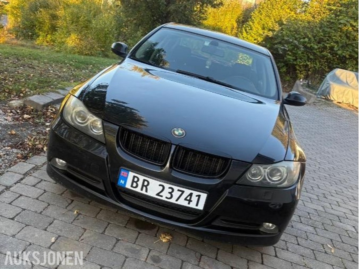 2005 BMW 318I 2.0 129HK NYLIG SERVICE EU-OK 03.28