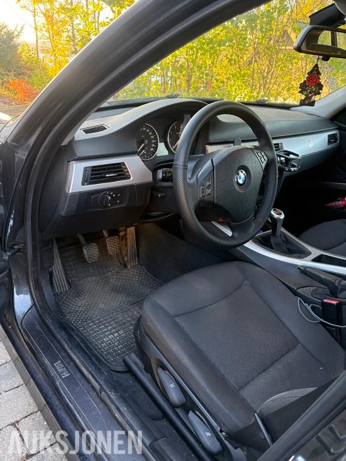 2005 BMW 318I 2.0 129HK NYLIG SERVICE EU-OK 03.28