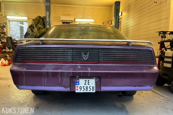 1982 PONTIAC TRANS AM REP.OBJEKT / PROSJEKTBIL UTEN MOTOR/GIR