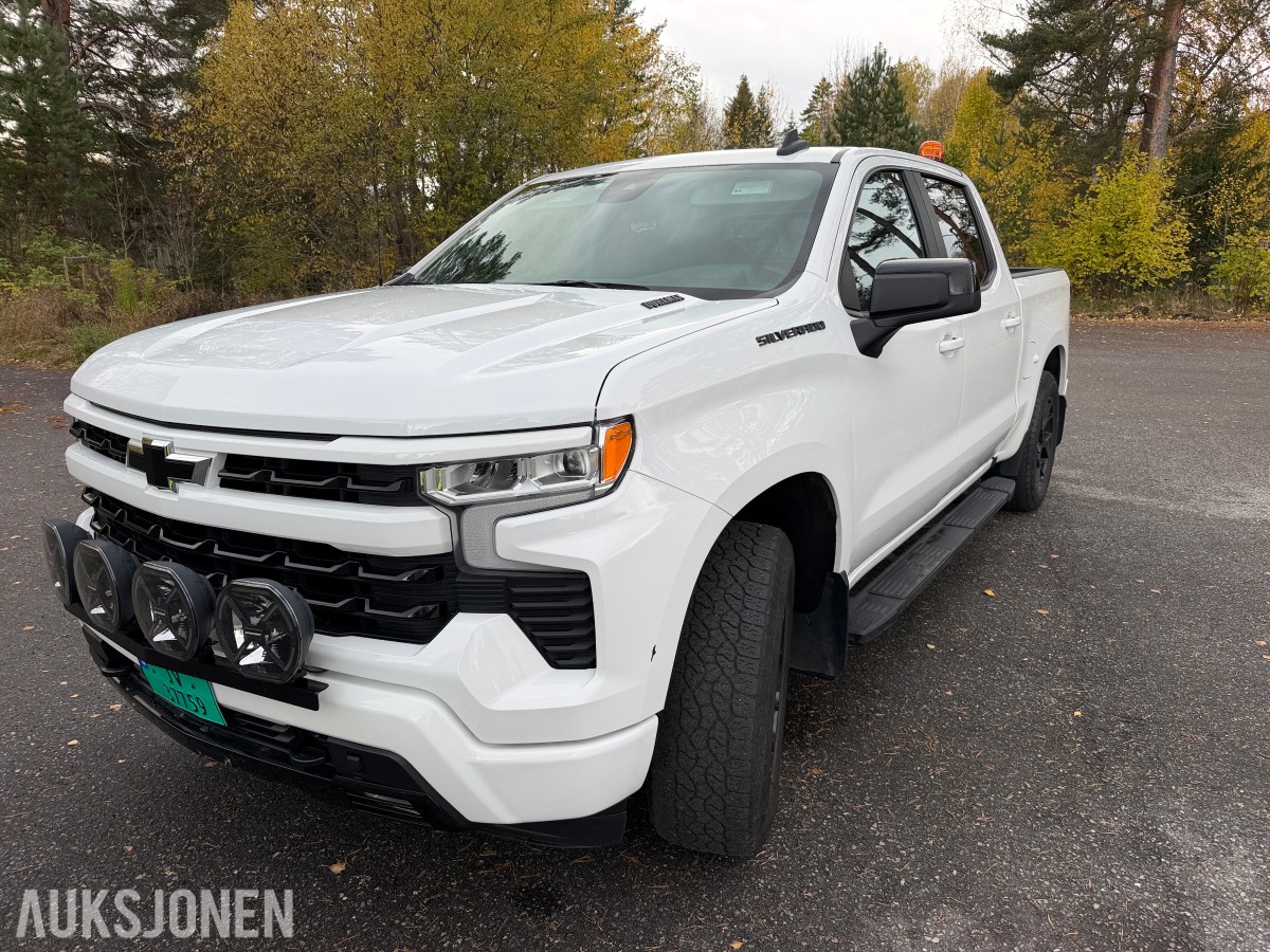 2024 Chevrolet Silverado, 3,0D 309hk 4WD / 49369km / H.feste / Ekstra lys / Pen!