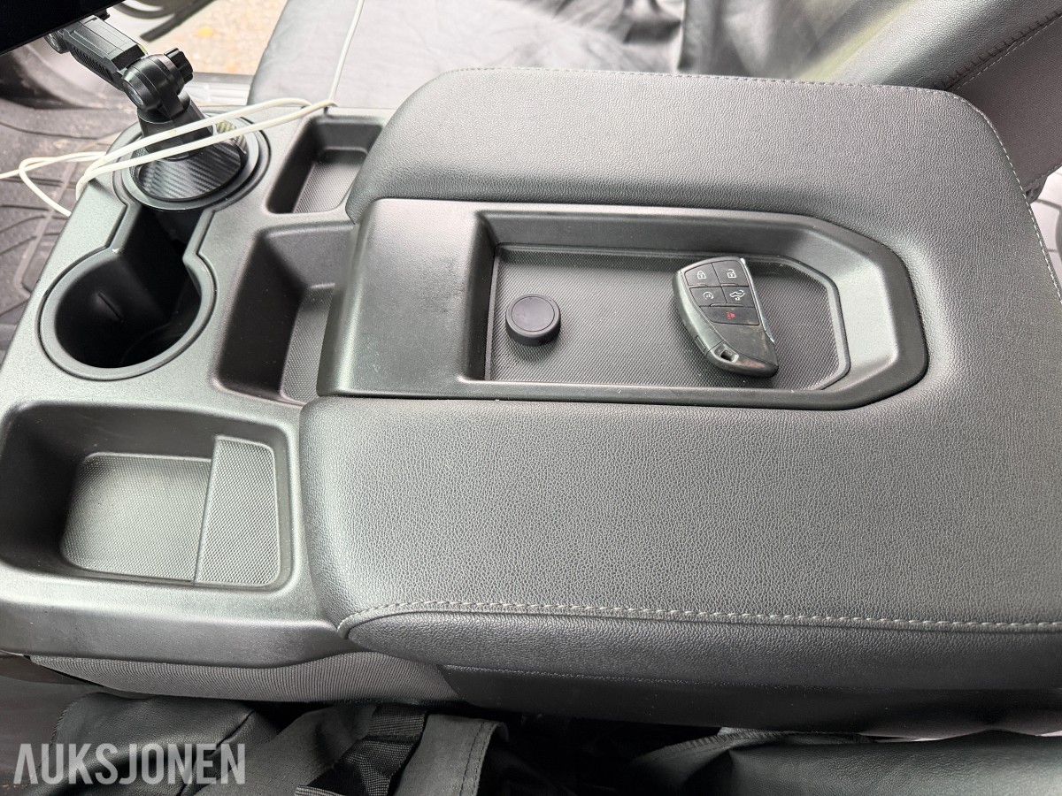 2024 Chevrolet Silverado, 3,0D 309hk 4WD / 49369km / H.feste / Ekstra lys / Pen!