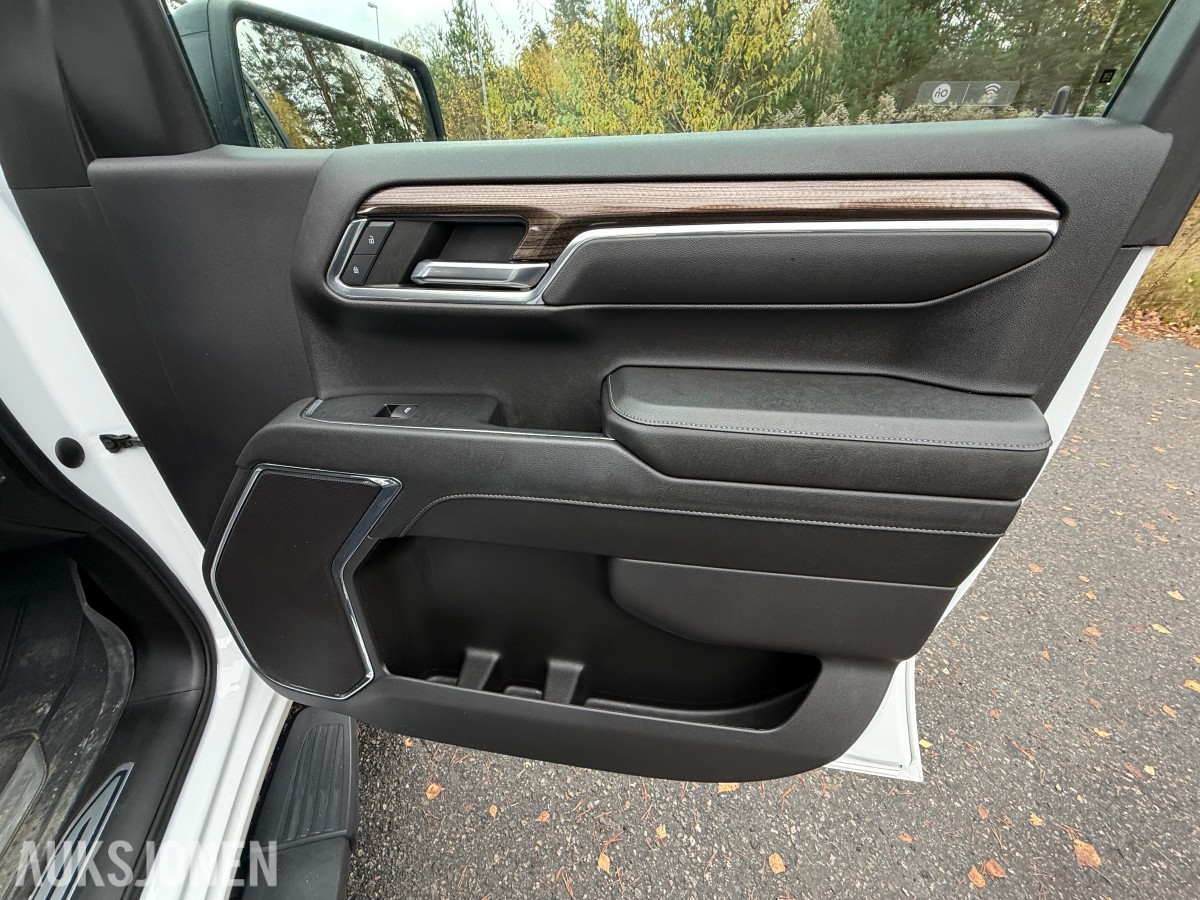 2024 Chevrolet Silverado, 3,0D 309hk 4WD / 49369km / H.feste / Ekstra lys / Pen!