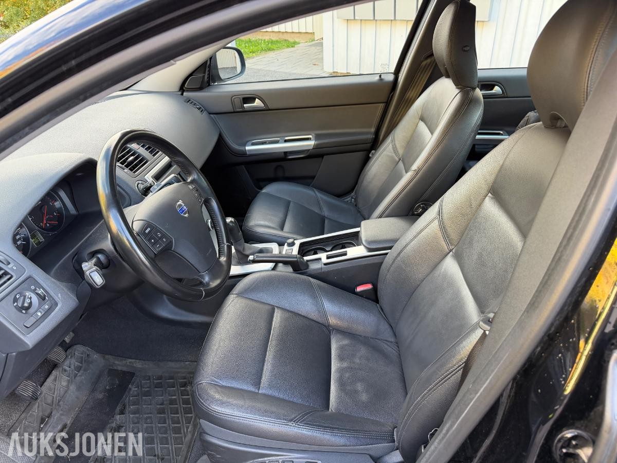 2011 Volvo S40 1.6 DIESEL 114HK CRUISEKONTROLL KUPEVARMER LAV KM