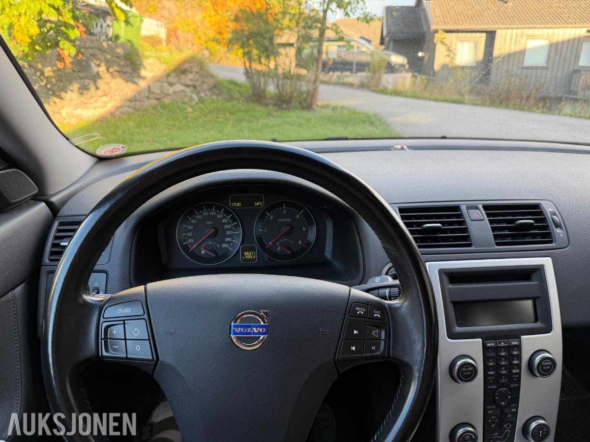 2011 Volvo S40 1.6 DIESEL 114HK CRUISEKONTROLL KUPEVARMER LAV KM