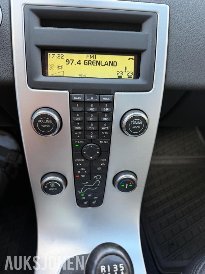 2011 Volvo S40 1.6 DIESEL 114HK CRUISEKONTROLL KUPEVARMER LAV KM