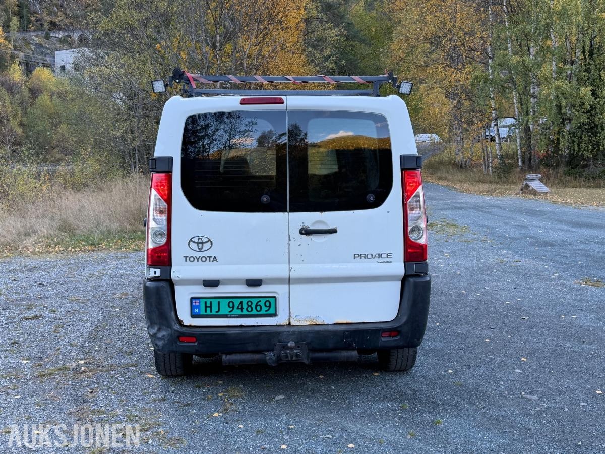 2014 Toyota ProAce 2.0 Diesel 128hk Hengerfeste, S+V dekk