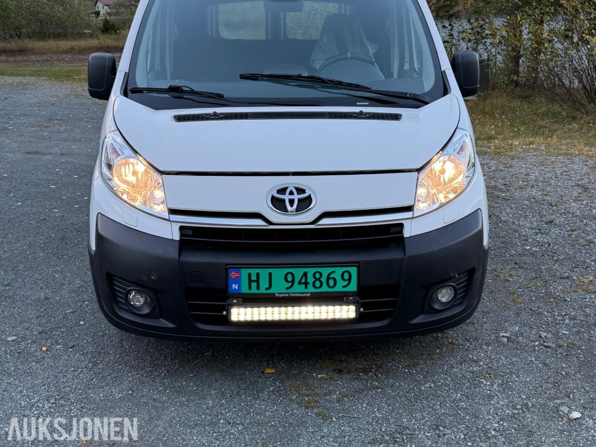 2014 Toyota ProAce 2.0 Diesel 128hk Hengerfeste, S+V dekk