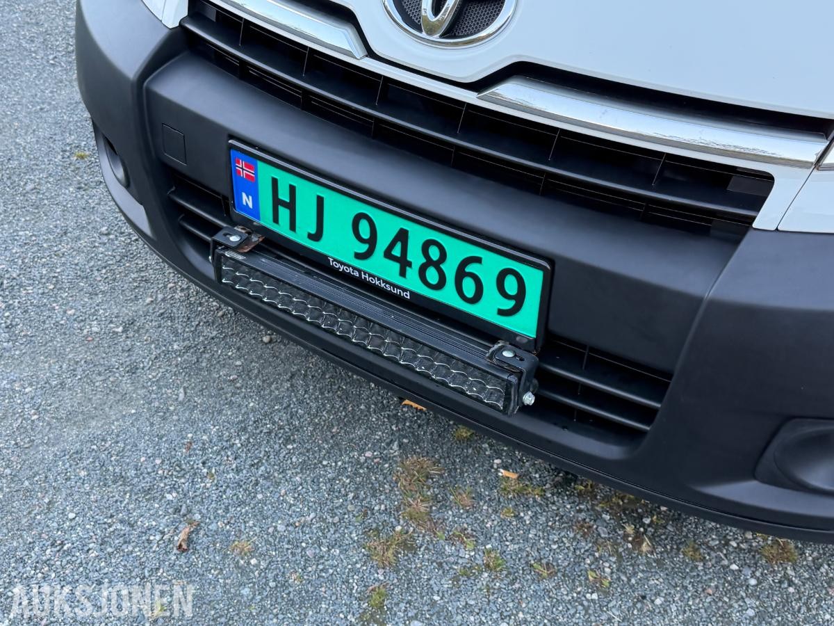 2014 Toyota ProAce 2.0 Diesel 128hk Hengerfeste, S+V dekk