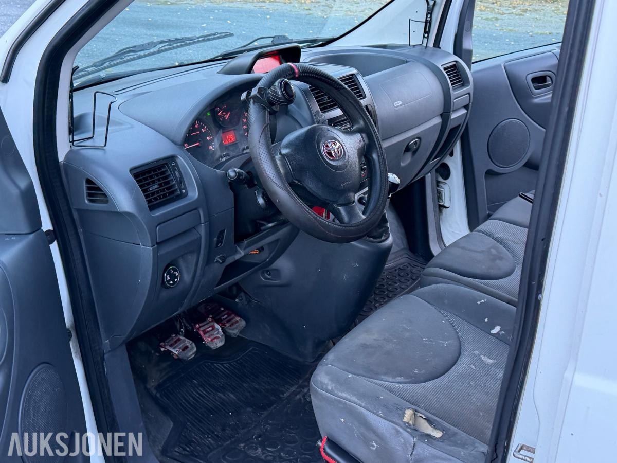 2014 Toyota ProAce 2.0 Diesel 128hk Hengerfeste, S+V dekk