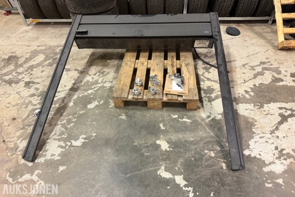 Ford rulletrekk for lasteplan - Ford F-150 Lightning 2023 - Lås - Monteringsklemmer