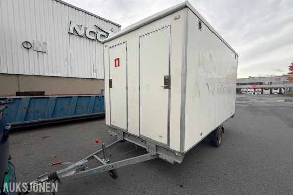 Mobil spisebrakke på Scanvogn tilhenger - 1000 kg totalvekt - WC med toalett og servant - Kjøleskap og mikrobølgeovn - 420 cm