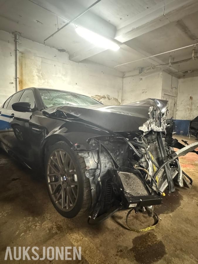 2012 BMW M5 4.4 560hk reparasjonsobjekt  150000km