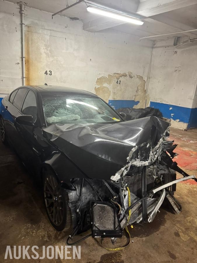2012 BMW M5 4.4 560hk reparasjonsobjekt  150000km