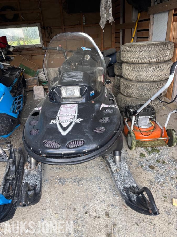 1999 Lynx Forest Fox S - Snøscooter