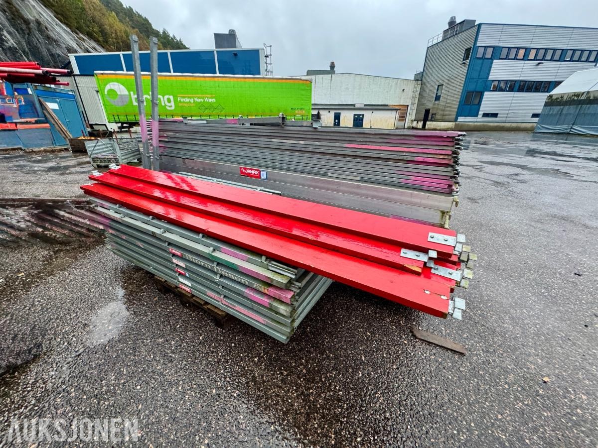 Jamax stillas – ca. 82,5 m² – komplett parti