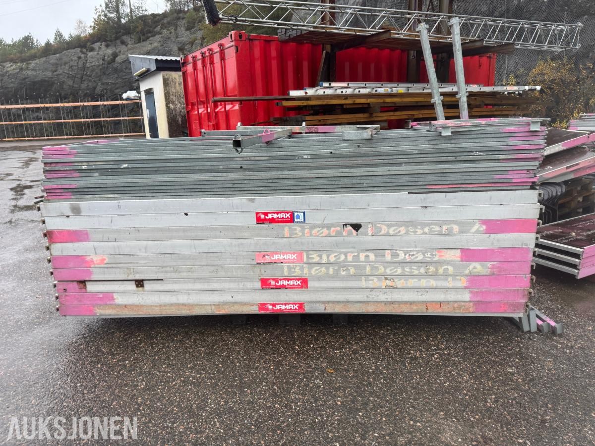 Jamax stillas – ca. 82,5 m² – komplett parti