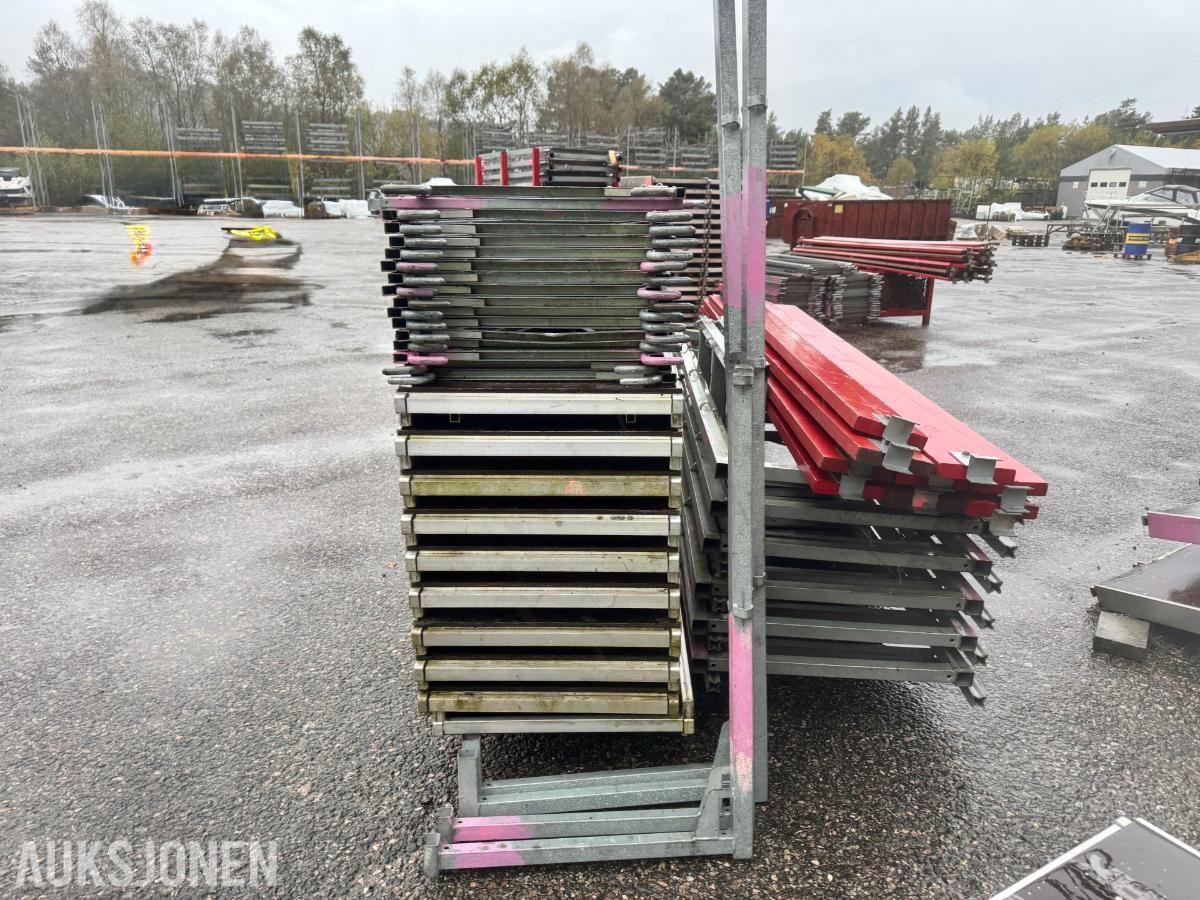 Jamax stillas – ca. 82,5 m² – komplett parti
