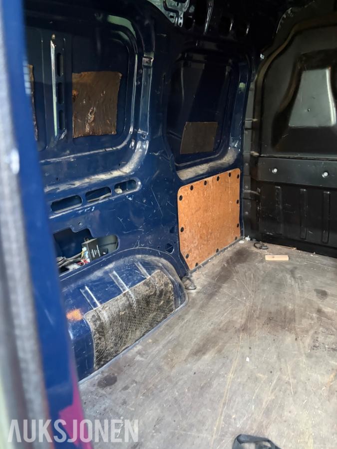 2011 FORD TRANSIT CONNECT 1.8 DIESEL 75HK 140500KM, EU-GODKJENT REP.OBJEKT