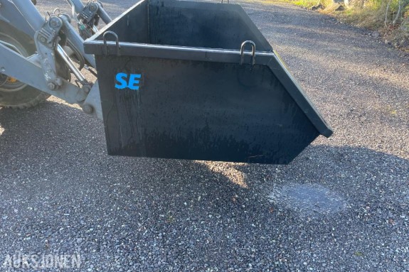 2024 SE 2000 liter container med sms/ trima feste