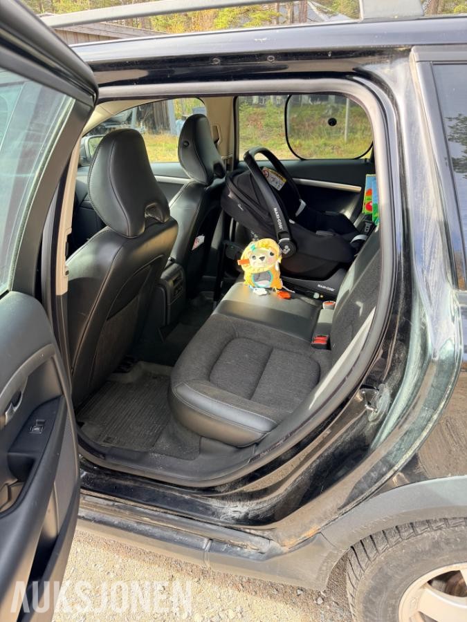 2008 Volvo XC70 2.4 185hk   AWD hengerfese cruisekontroll delskinn 