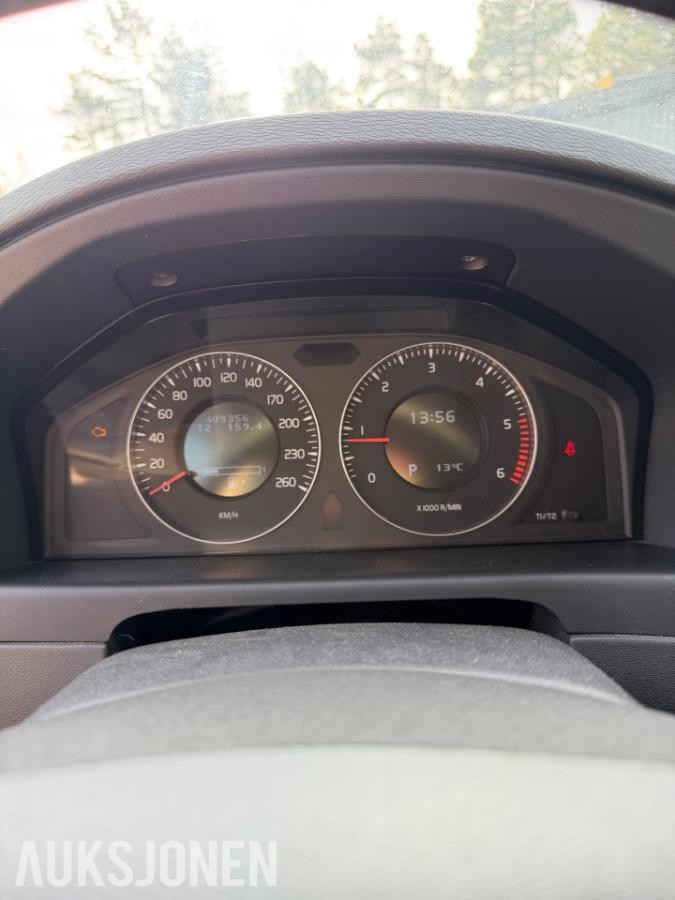 2008 Volvo XC70 2.4 185hk   AWD hengerfese cruisekontroll delskinn 