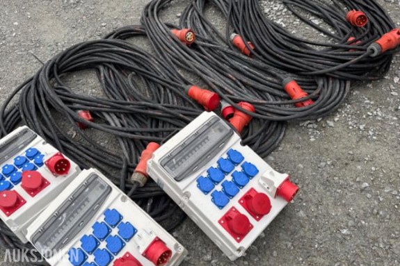 212 meter 32 amp 400 v kabel 3 stk fordelingsskap