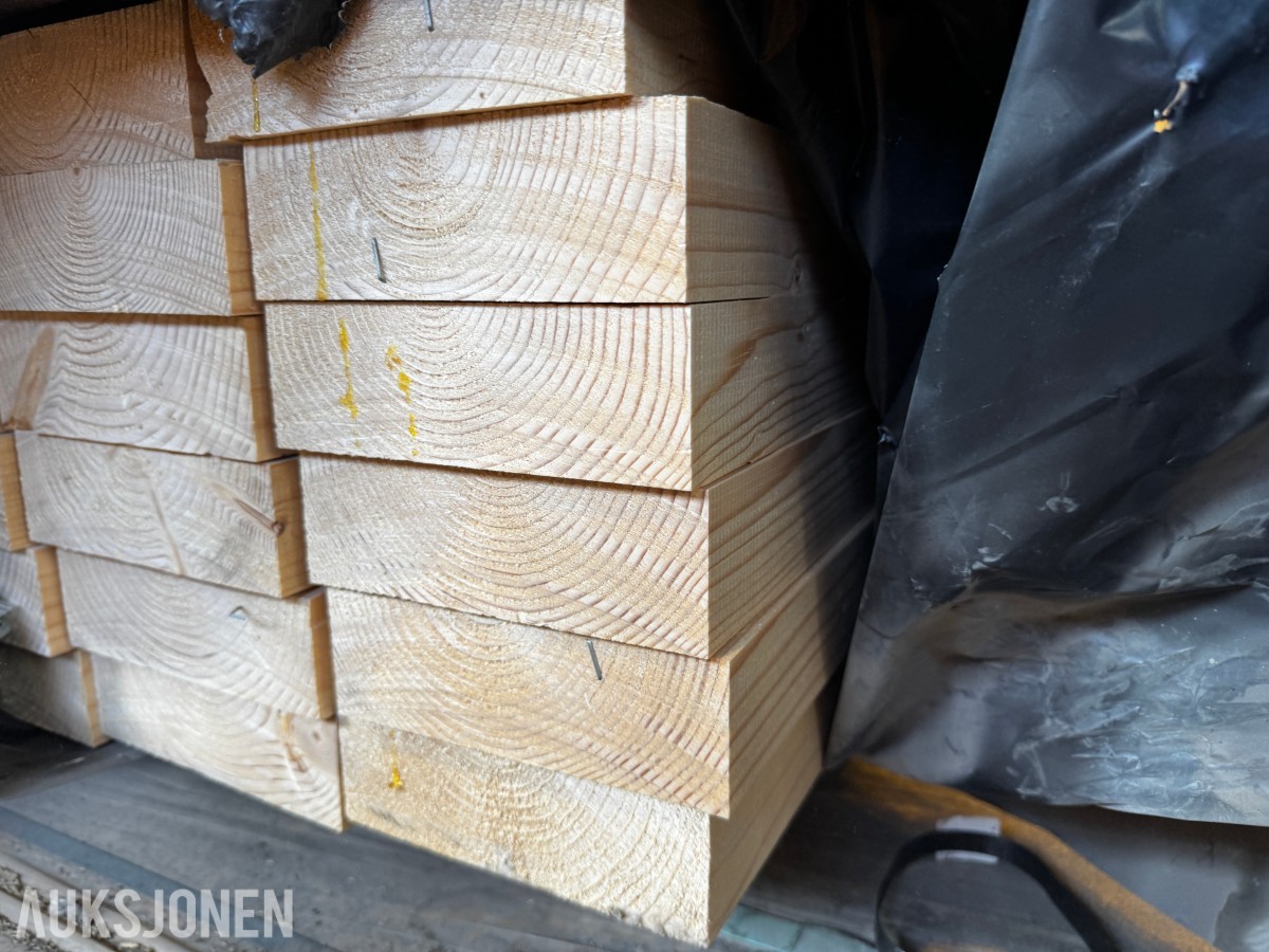 24 stk C24 Konstruksjonsvirke 48x148x8330 mm
