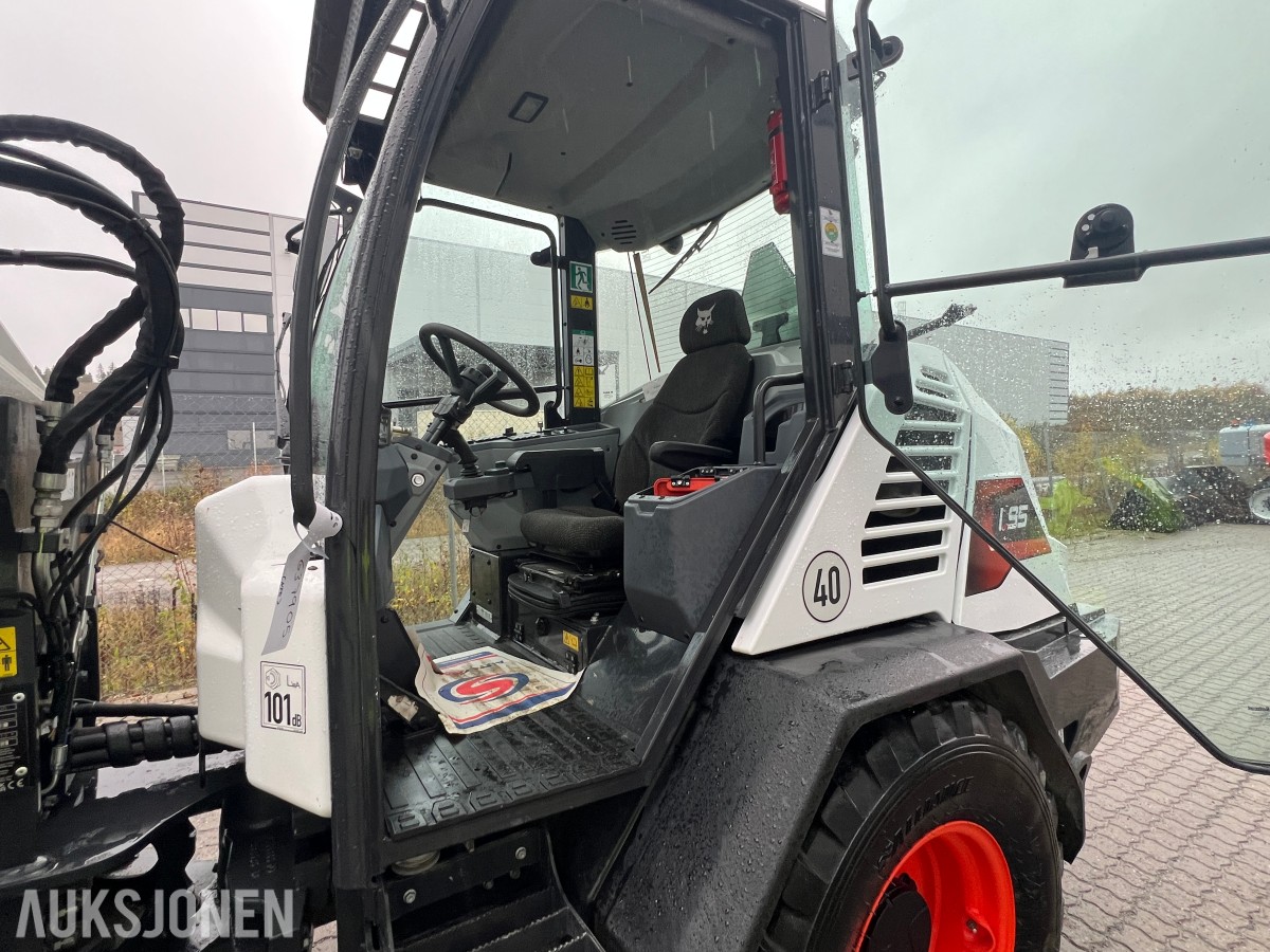2024 Bobcat L95 hydrauliske gaffler, lite timer!