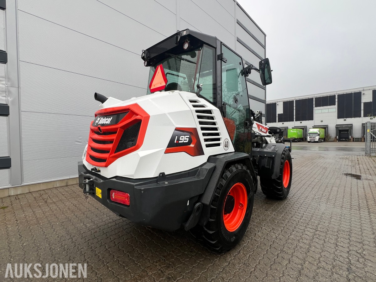 2024 Bobcat L95 hydrauliske gaffler, lite timer!