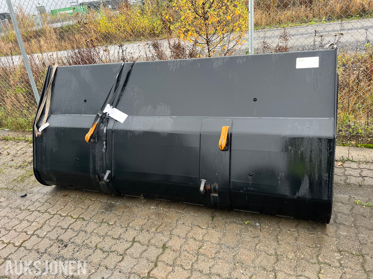 2024 Bobcat L95 hydrauliske gaffler, lite timer!