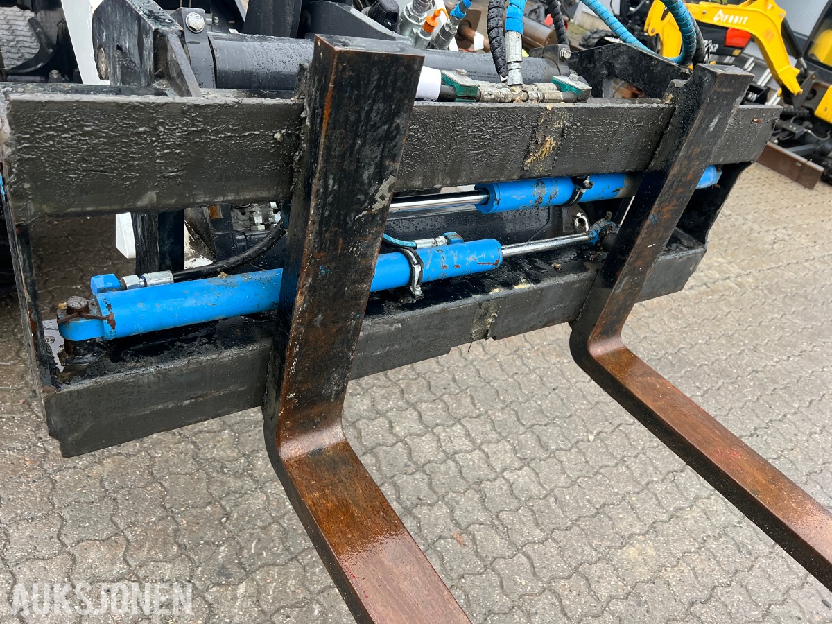 2024 Bobcat L95 hydrauliske gaffler, lite timer!