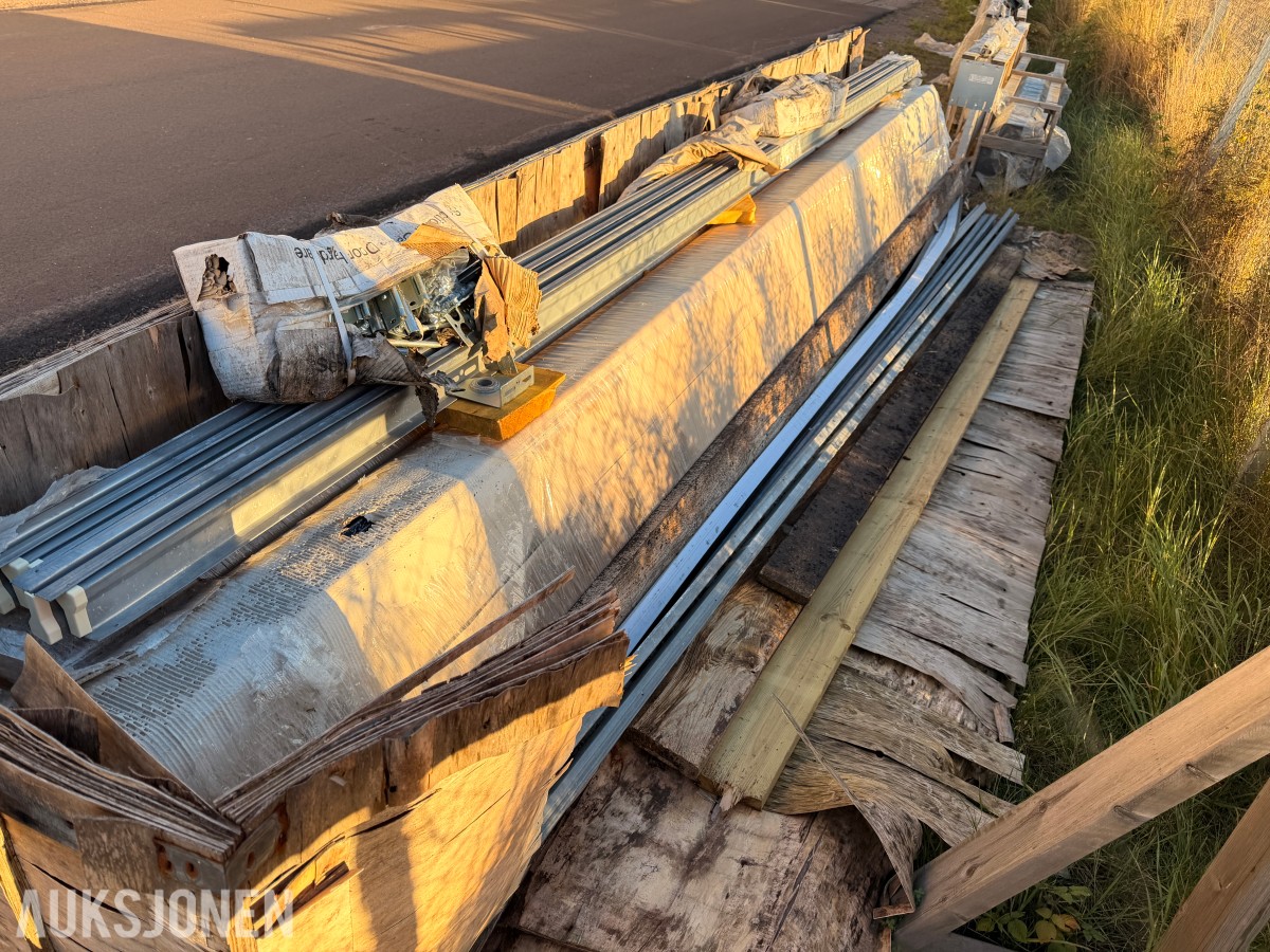 WIŚNIOWSKI UniPro leddport 5000 × 2100 mm, RAL 9016