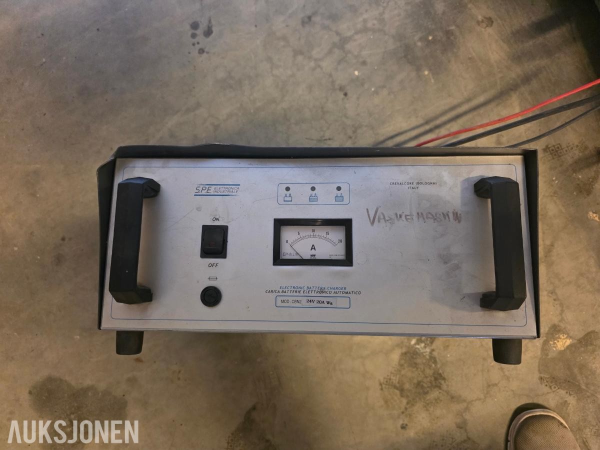 Portotecnica Lion Plus 9500 ME elektrisk sittefeiemaskin