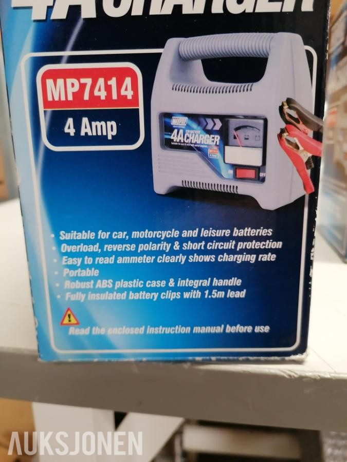5 stk Helt nye 12 V Batteriladere fra Maypole