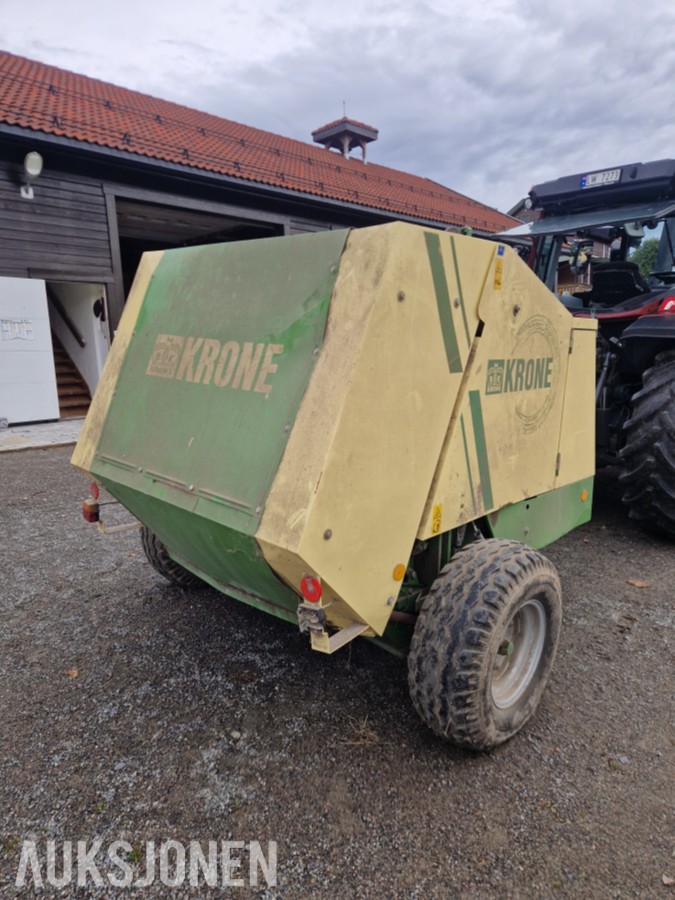 Krone KR 125 rundballepresse til traktor 