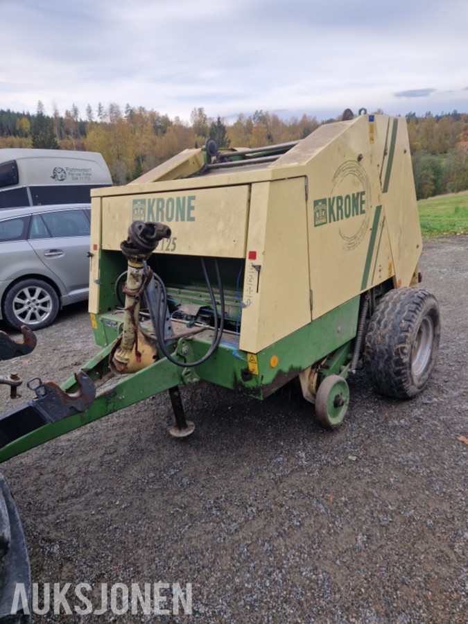 Krone KR 125 rundballepresse til traktor 
