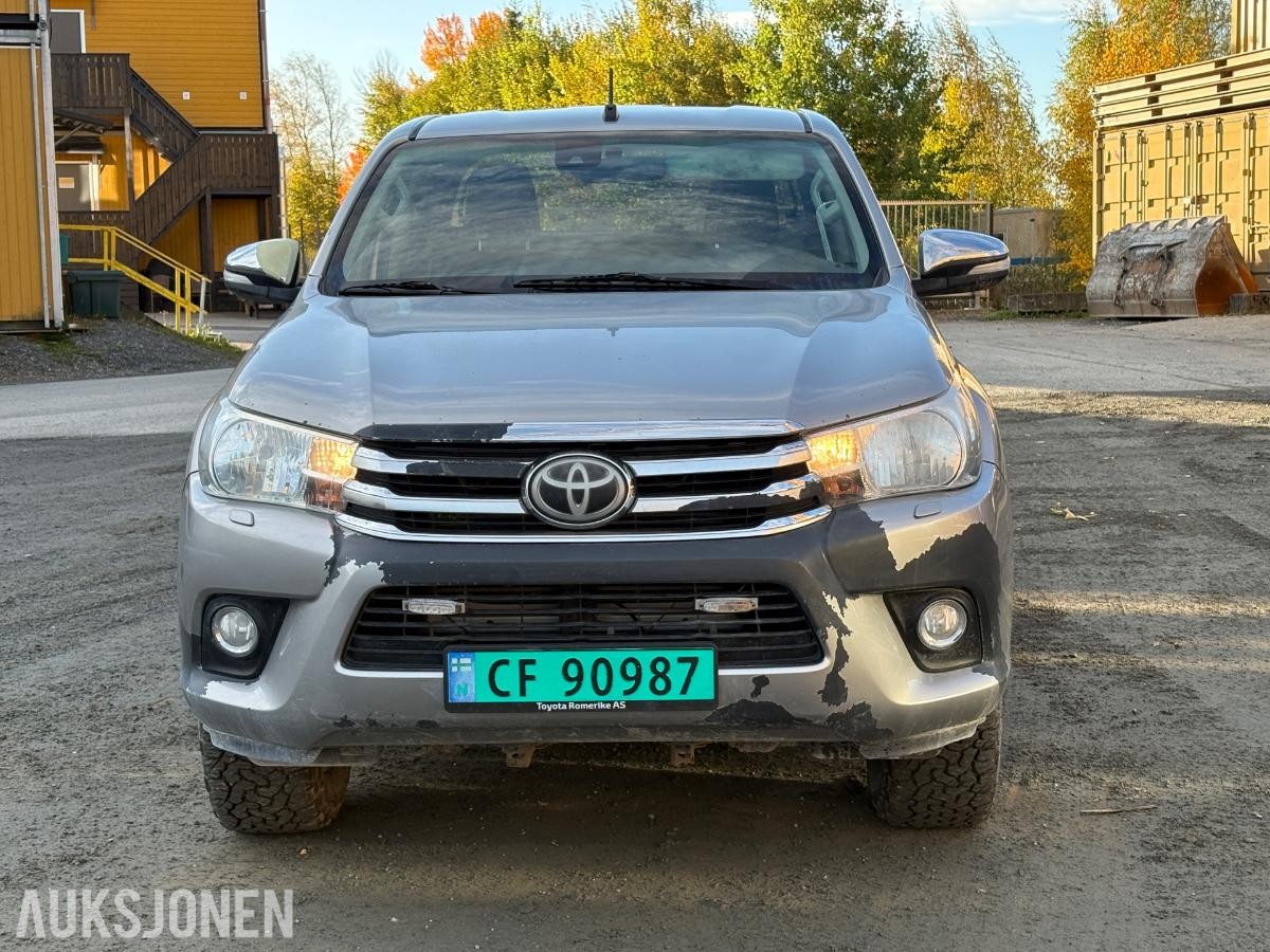2017 Toyota HiLux 2,4 150HK 4WD AUT DC HENGERFESTE KAMERA CRUISE