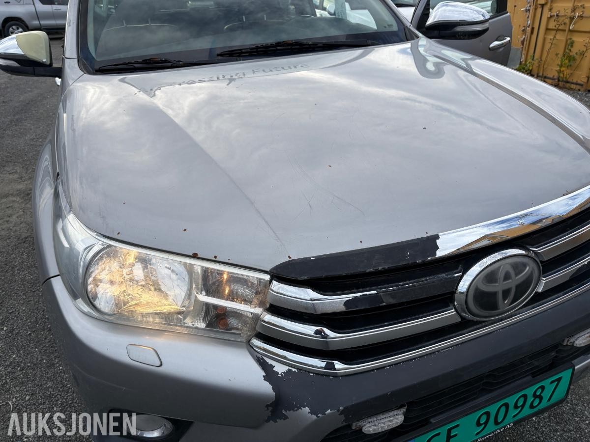 2017 Toyota HiLux 2,4 150HK 4WD AUT DC HENGERFESTE KAMERA CRUISE