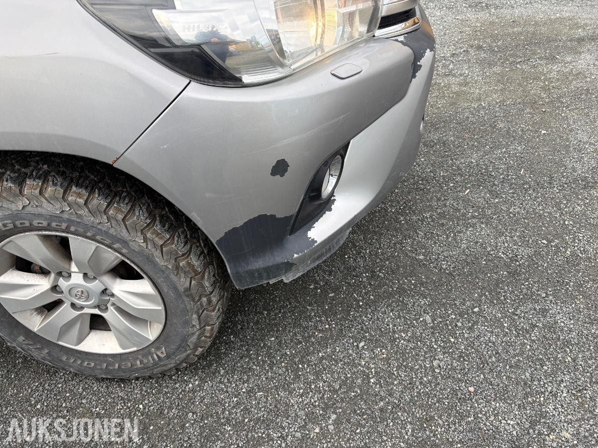 2017 Toyota HiLux 2,4 150HK 4WD AUT DC HENGERFESTE KAMERA CRUISE