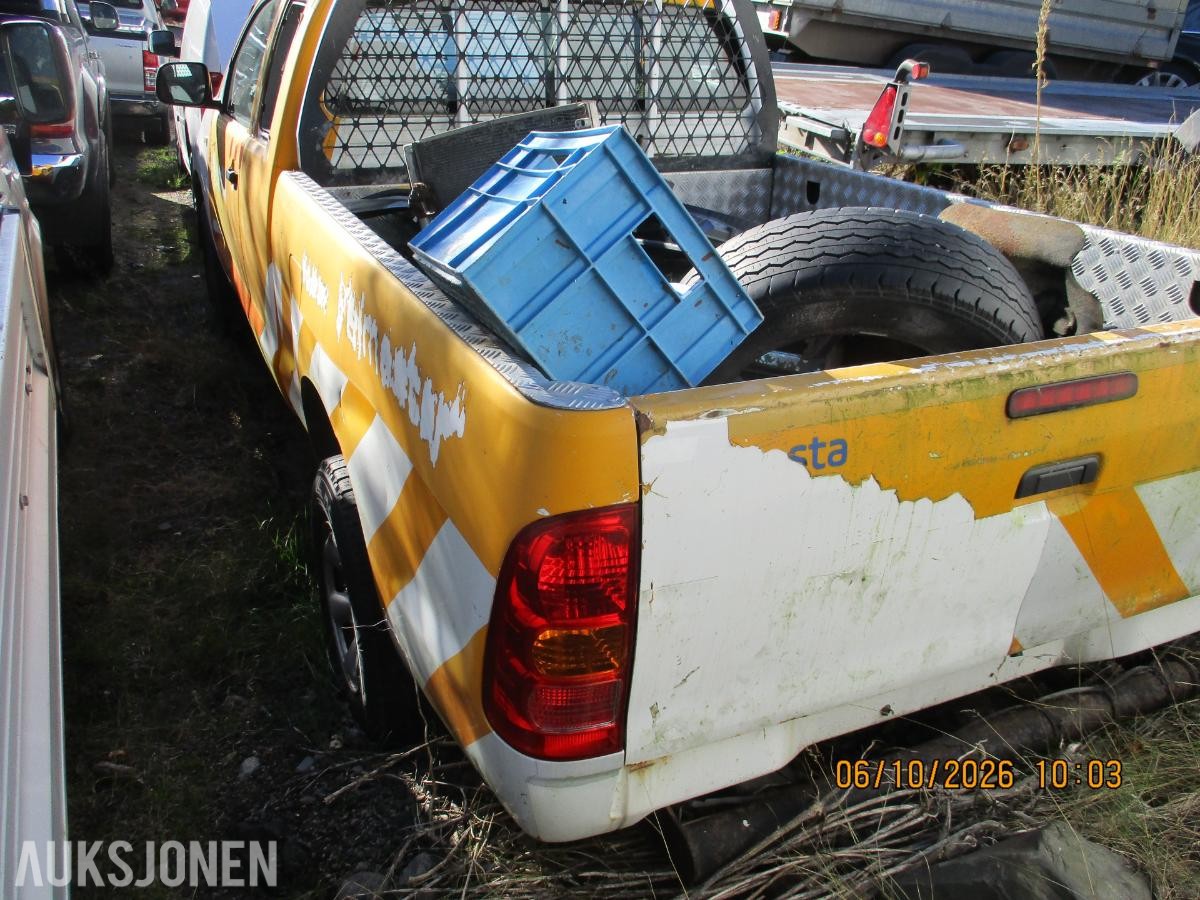 2006 TOYOTA HILUX 2.5 DIESEL 120HK 4WD REP.OBJEKT/ DELEBIL *INGEN MINSTEPRIS*
