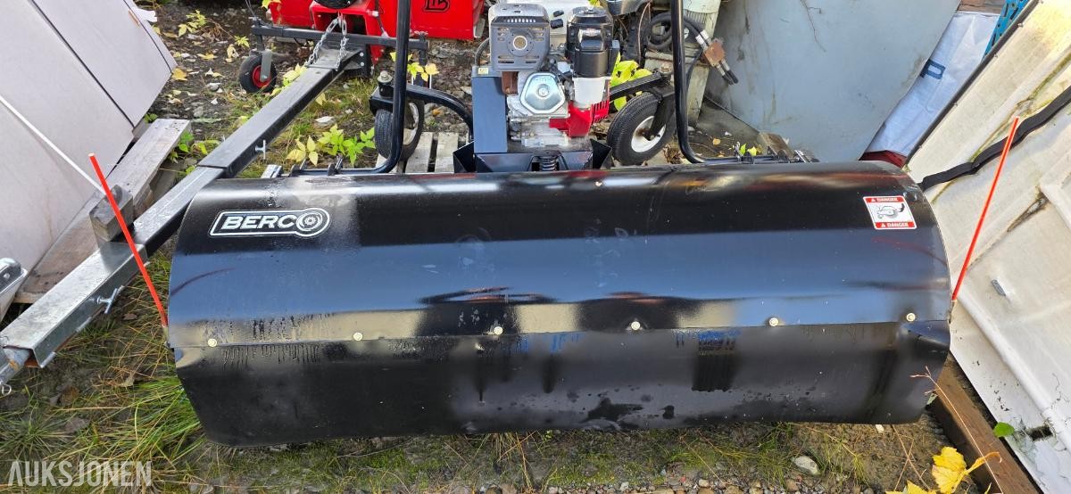 2024 Berco/Mac feiemaskin med Honda GX340 Feiekost Atv