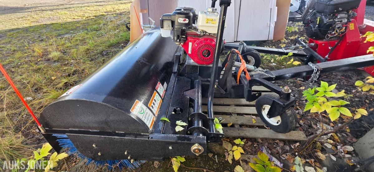 2024 Berco/Mac feiemaskin med Honda GX340 Feiekost Atv