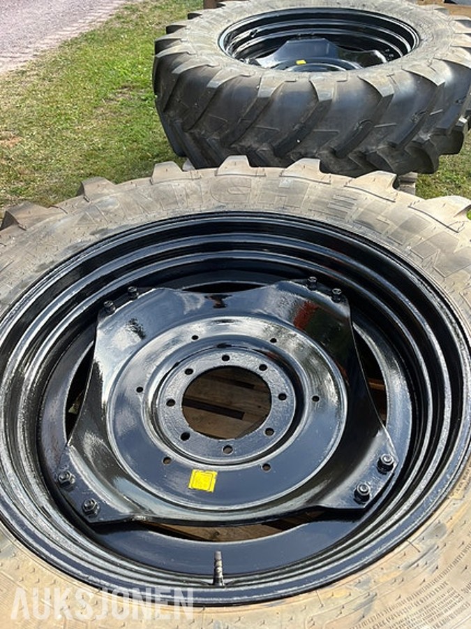 Michelin Sett (4stk) traktorhjul - Agribib - Nylakkert felger