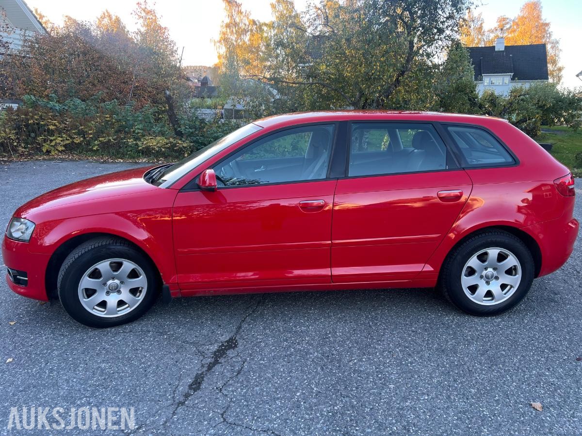 2011 Audi A3, A3 1.6-102