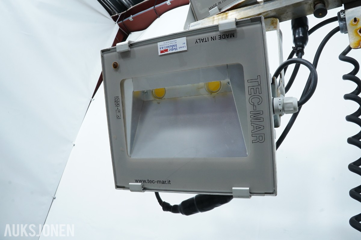 2016 Sky 7m lysmast med 4 Tec-Mar lyskastere med vinsj