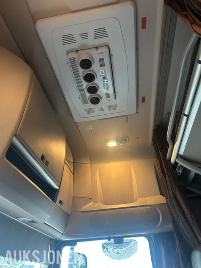 2021 DAF XF530FTS trekkvogn